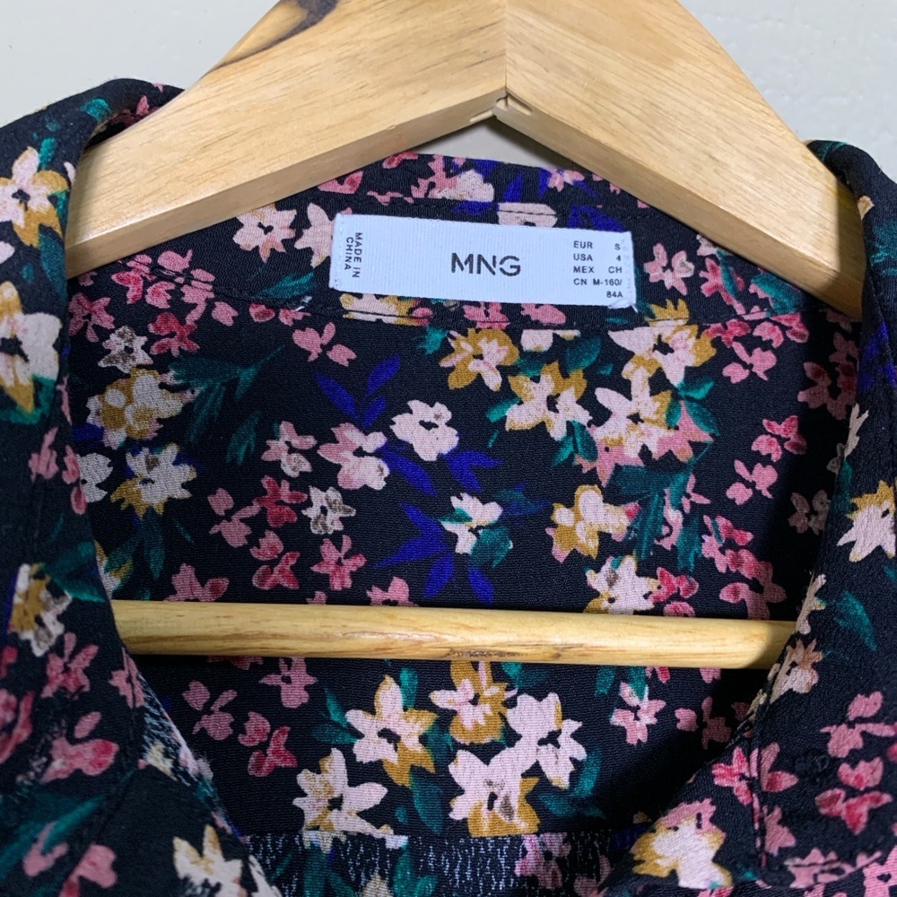 Mango Midi Dress Flowy Floral Black‎ Pink Buttons Boho Long Sleeves Women’s 4 US - Picture 5 of 5